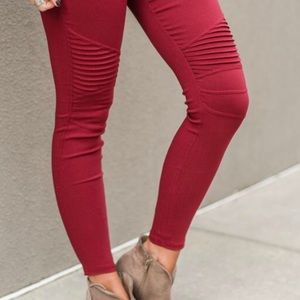 Solid Stretch Moto Jeggings - Burgundy